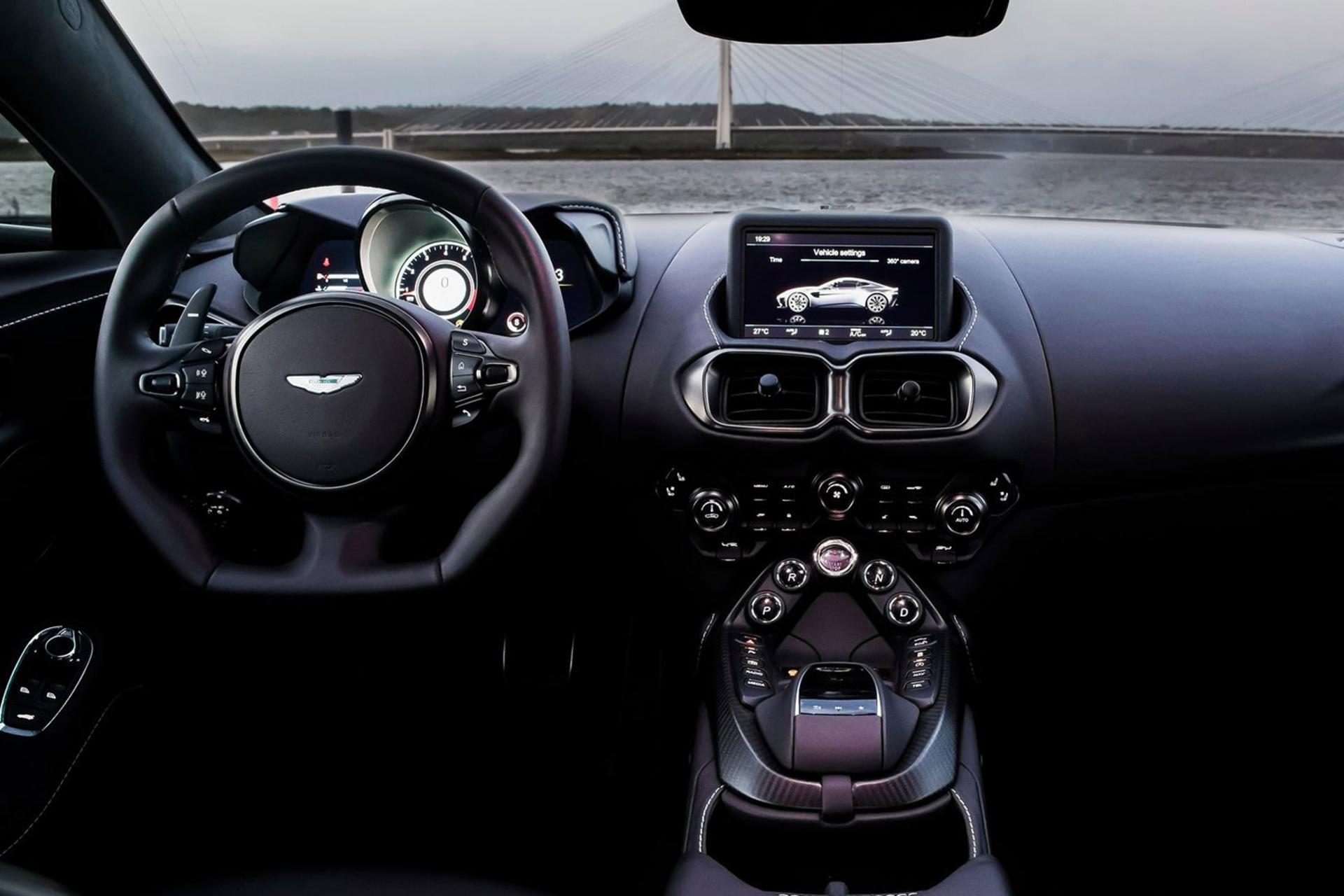 Aston Martin Vantage Coupe 2020