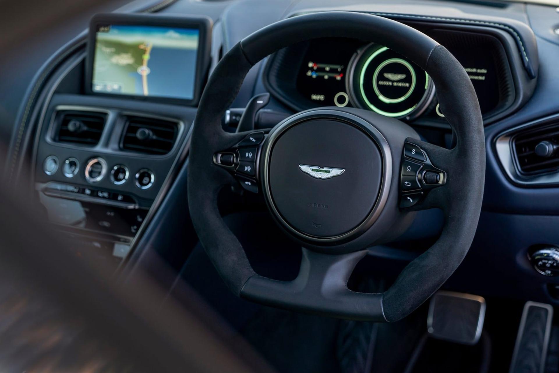 Aston Martin DB11 AMR 2020