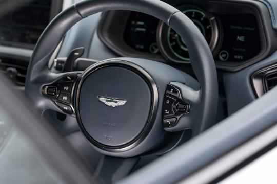 Aston Martin DB11 V8 Coupe 2020