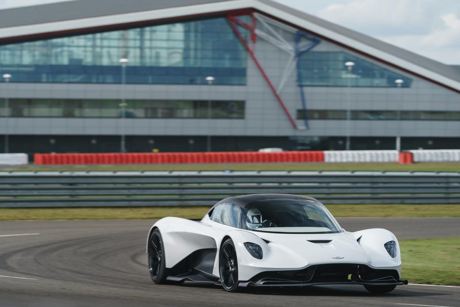 Aston Martin Valhalla