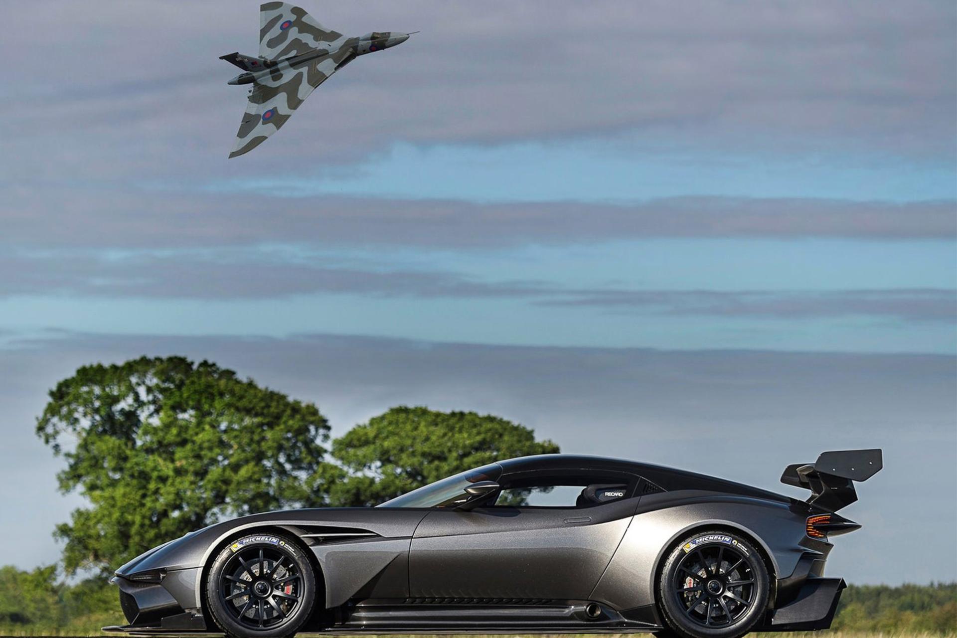 Aston Martin Vulcan 