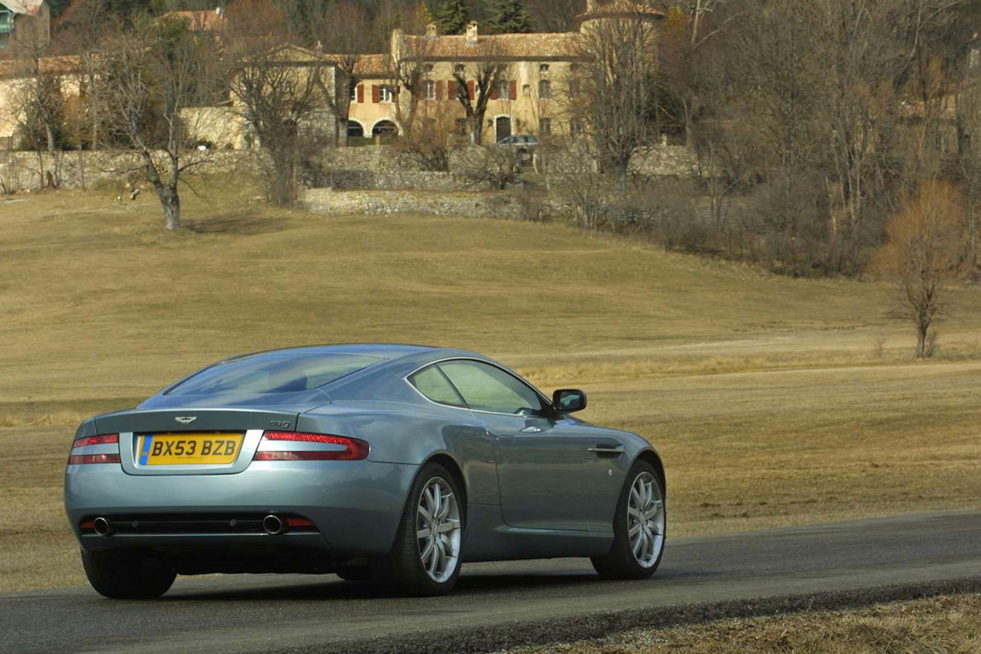 Aston Martin DB9 2005