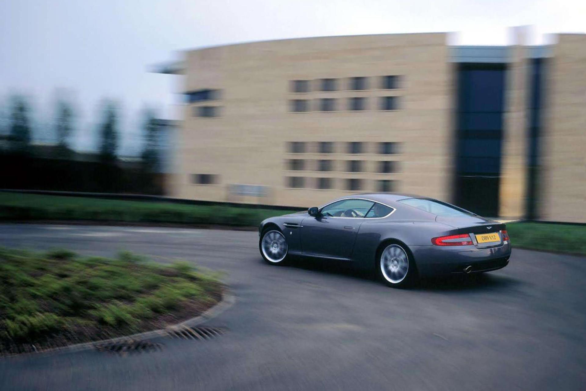 Aston Martin DB9 2005