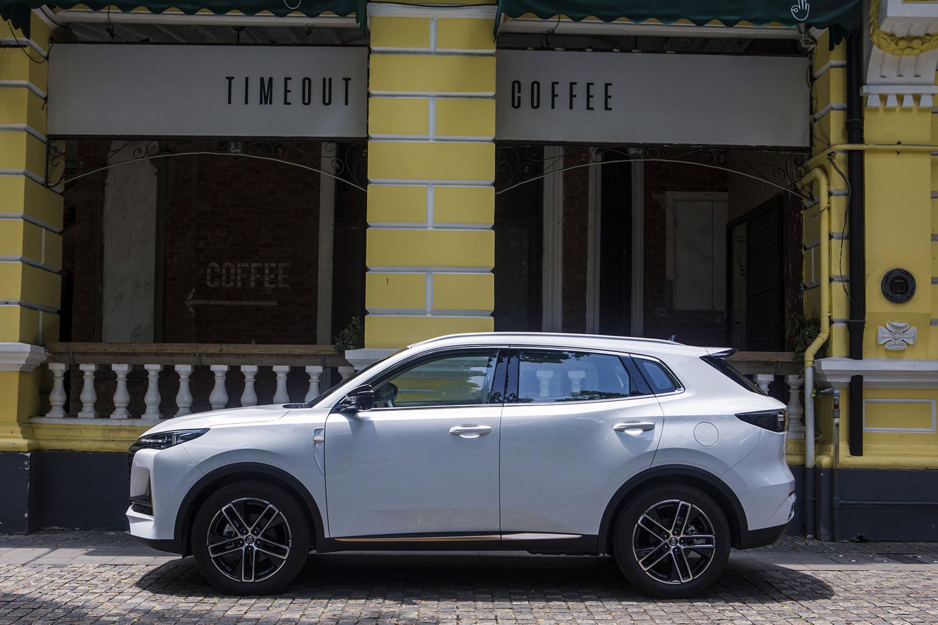 خودرو چانگان سی اس 55  پلاس خودرو چانگان سی اس Changan CS55 Plus نمای جانبی