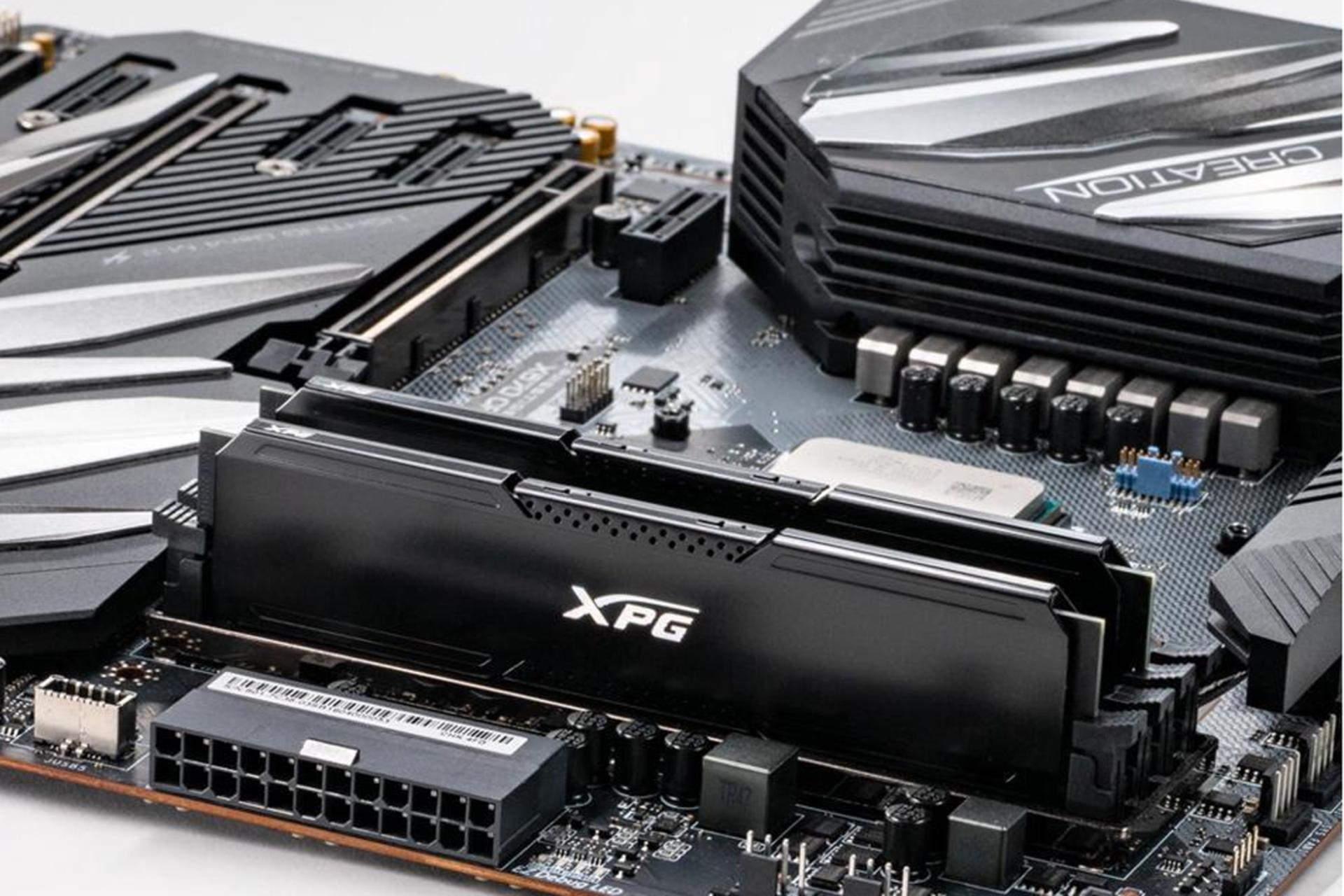 نمای بالا رم ای دیتا XPG GAMMIX D20  ظرفیت 16 گیگابایت (2x16) از نوع DDR4-3600