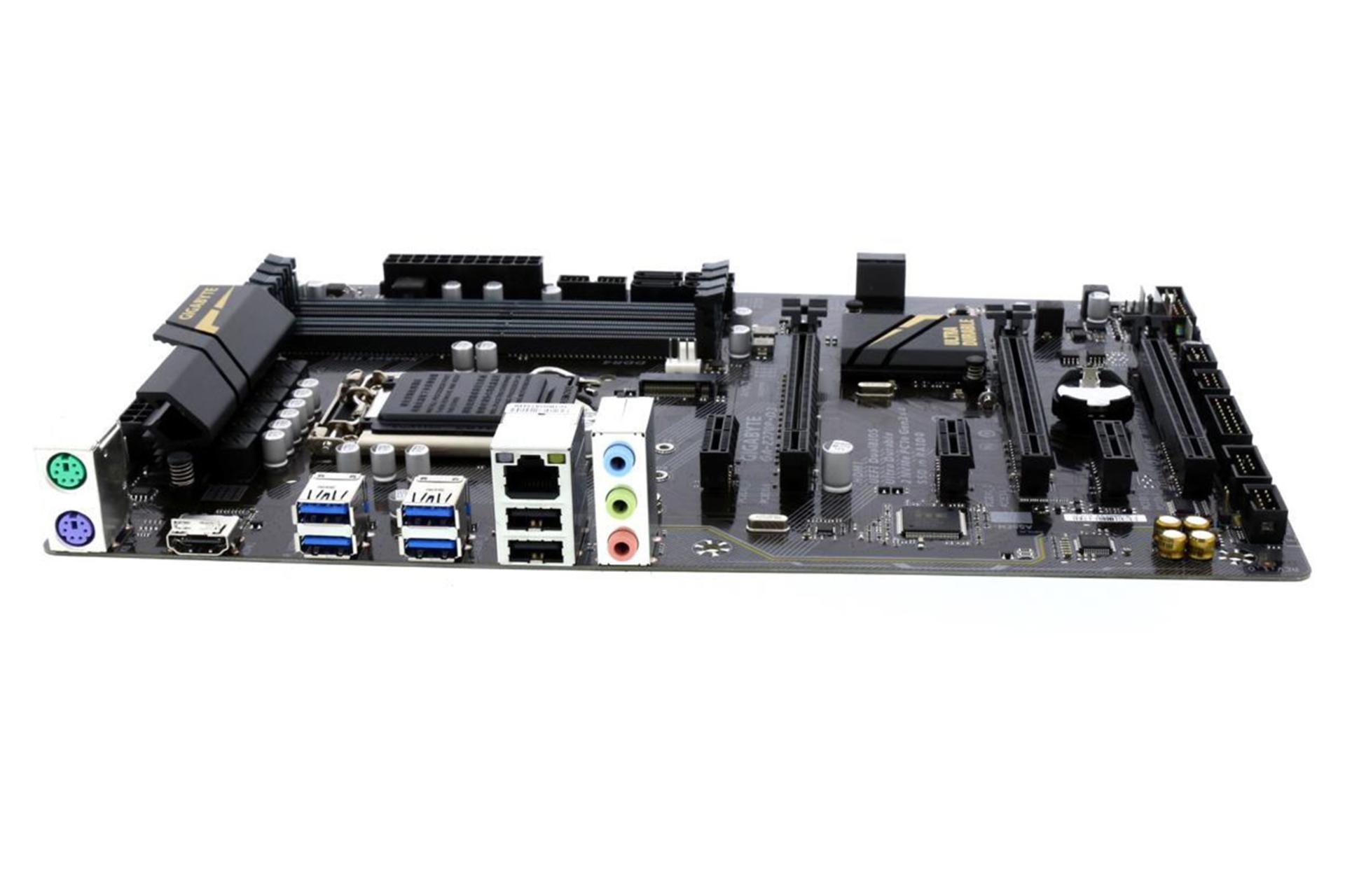 نمای درگاه‌های پشتی مادربرد گیگابایت GIGABYTE GA-Z270P-D3