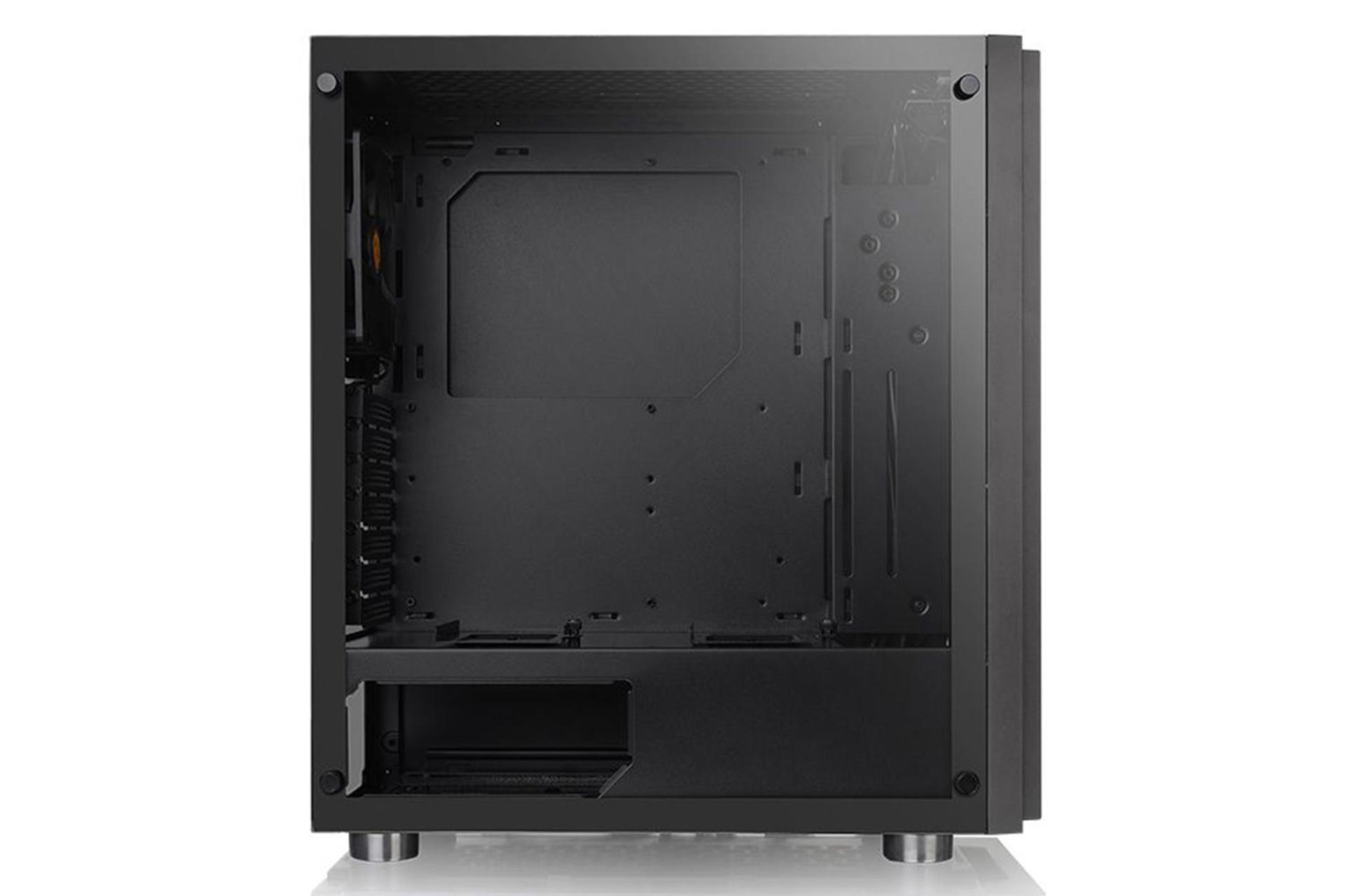 نمای داخل پنل شیشه‌ای سمت چپ کیس کامپیوتر ترمالتیک H100 TG