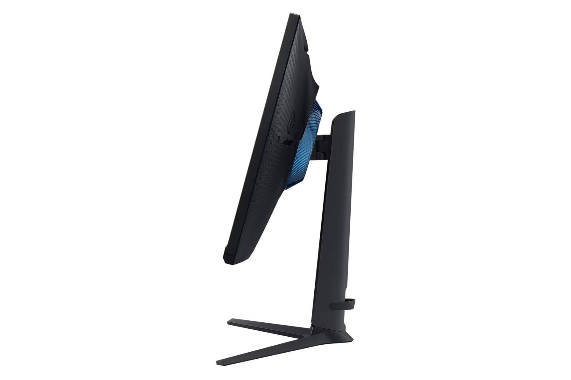 مانیتور سامسونگ 32 اینچ مدل Odyssey G5 G51C LS32CG510 نمای کنار