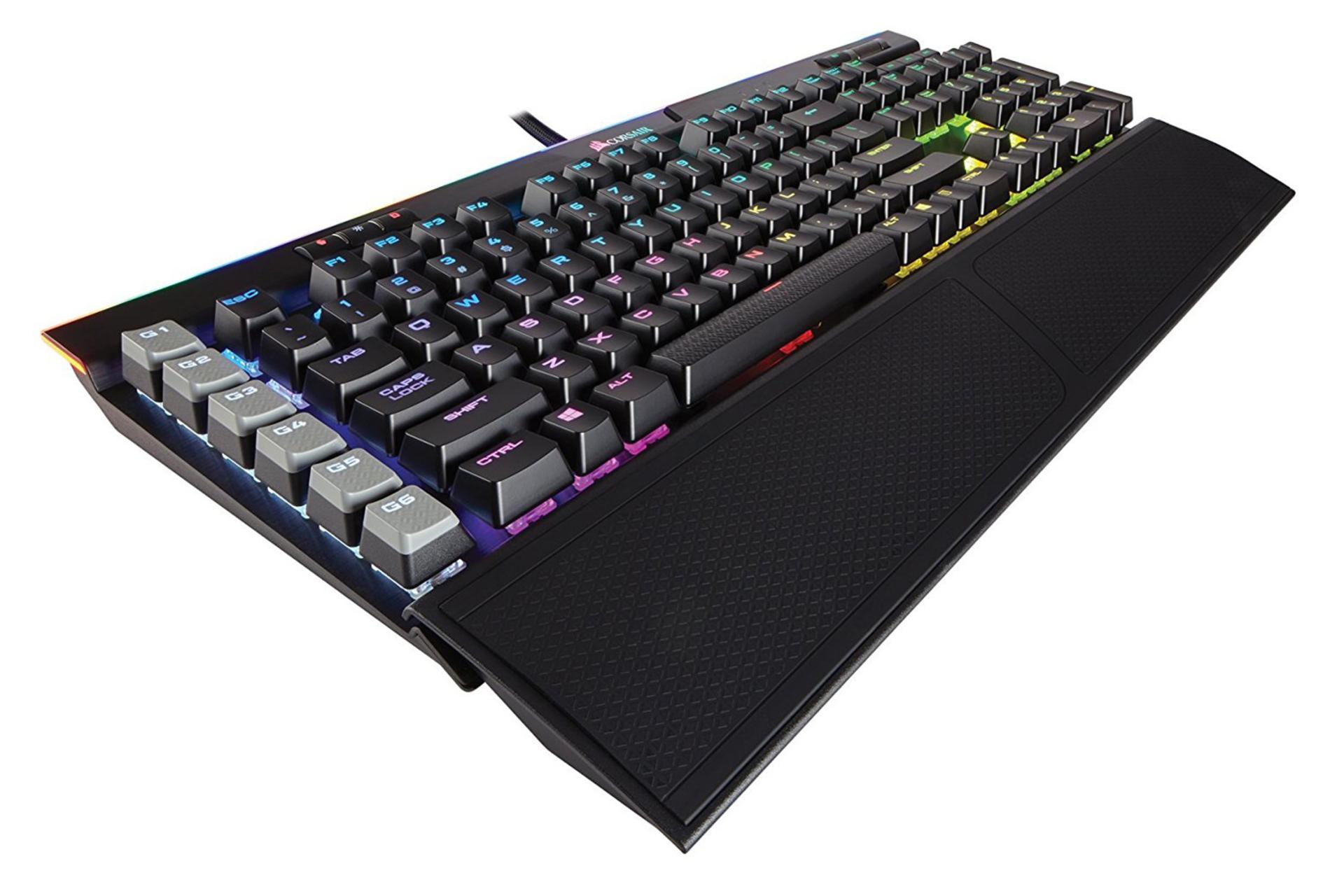 نمای جانبی کیبورد کورسیر K95 RGB PLATINUM