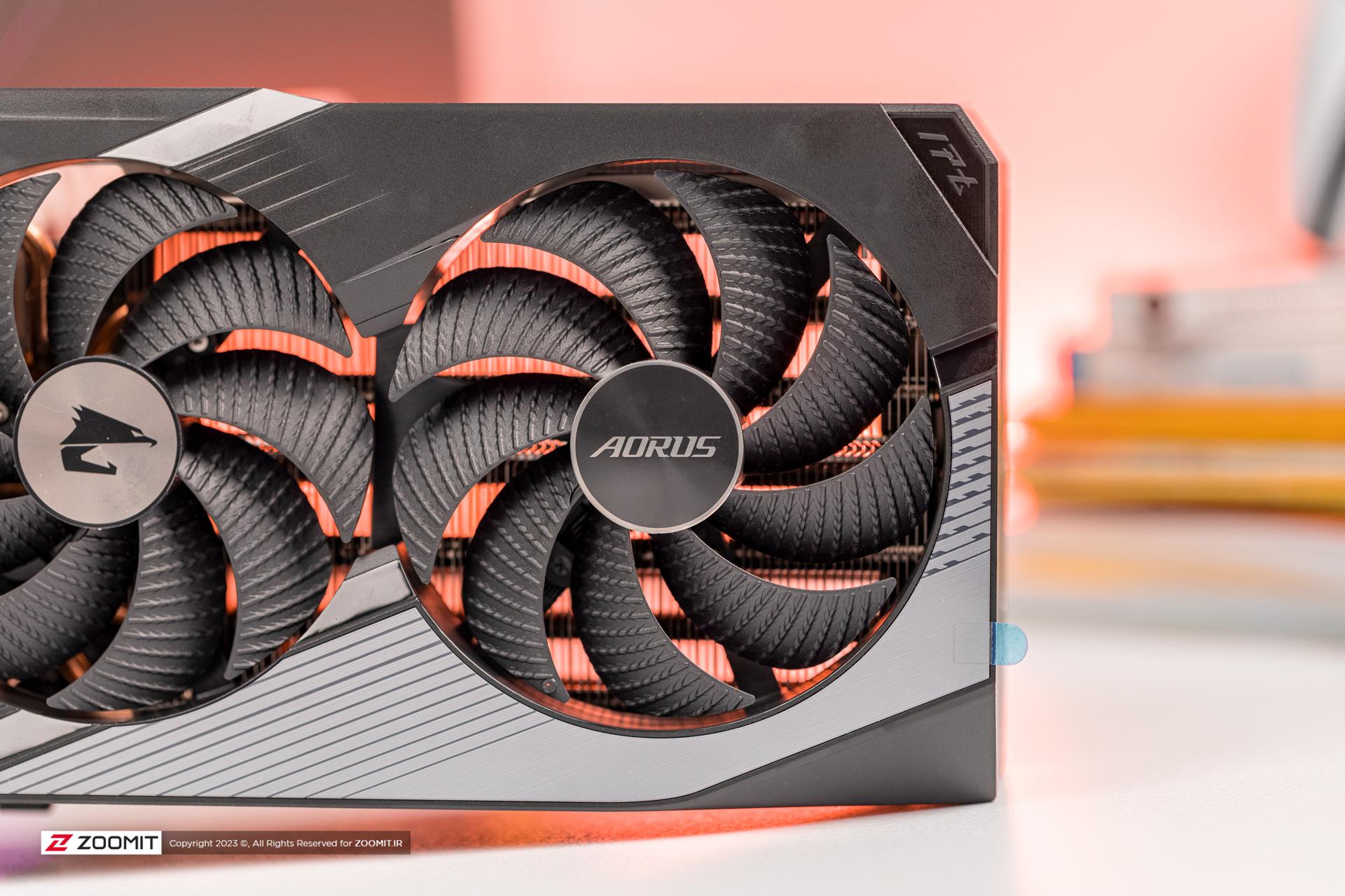 نمای راست کارت گرافیک انویدیا جی فورس گیگابایت Gigabyte AORUS GeForce RTX 4070 Ti MASTER 12G