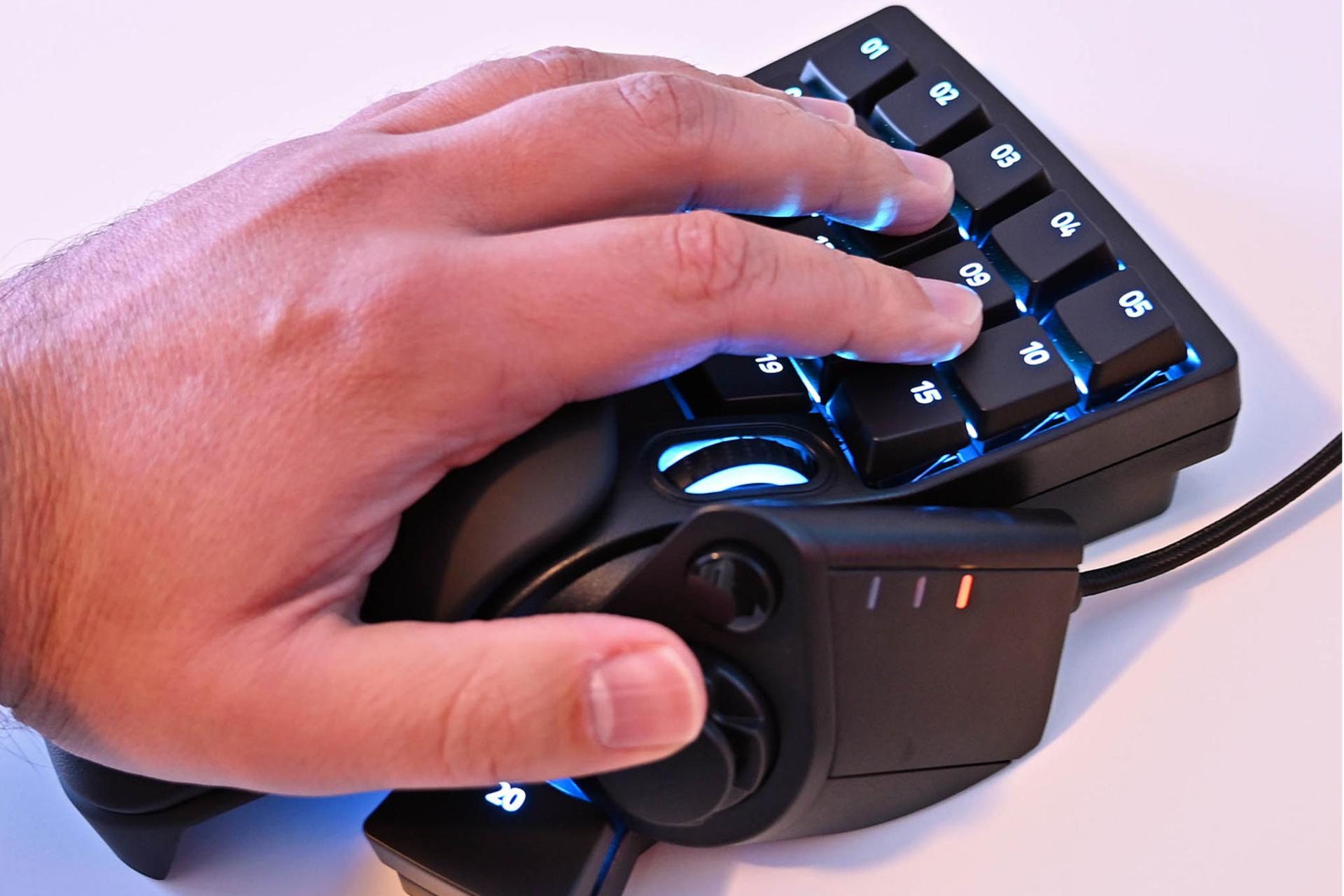 کیبورد ریزر Tartarus Pro