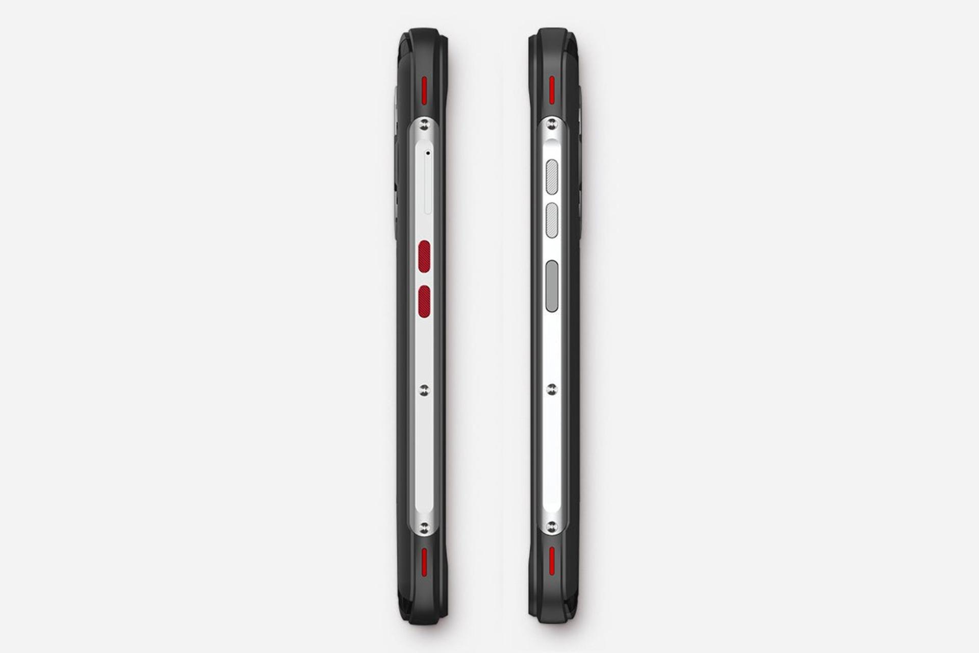 نمای جانبی گوشی موبایل یونی هرتز Unihertz Golden Eye