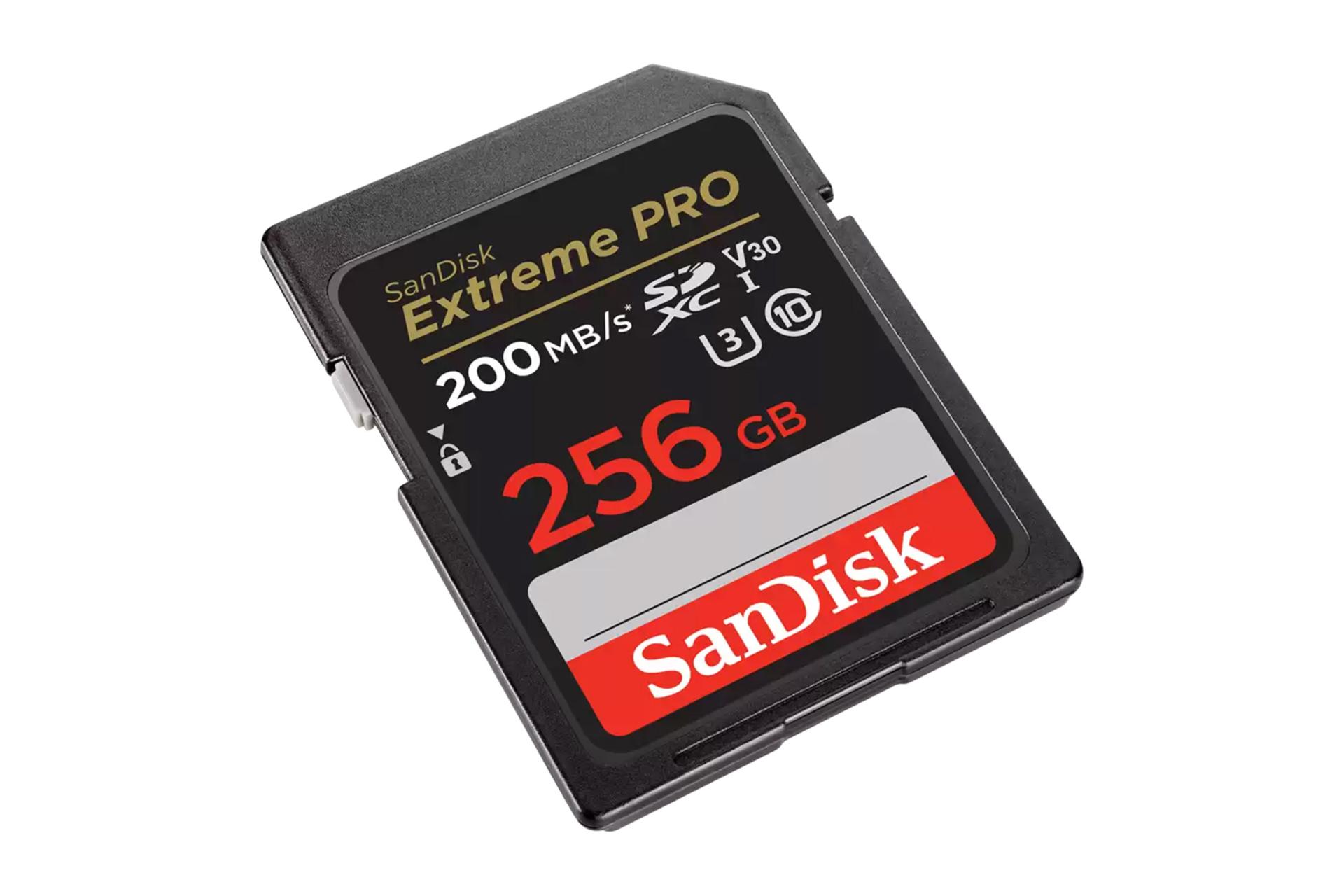 نمای کناری کارت حافظه سن دیسک SanDisk Extreme Pro V30 SDXC Class 10 UHS-I U3 200 MB/S 256GB