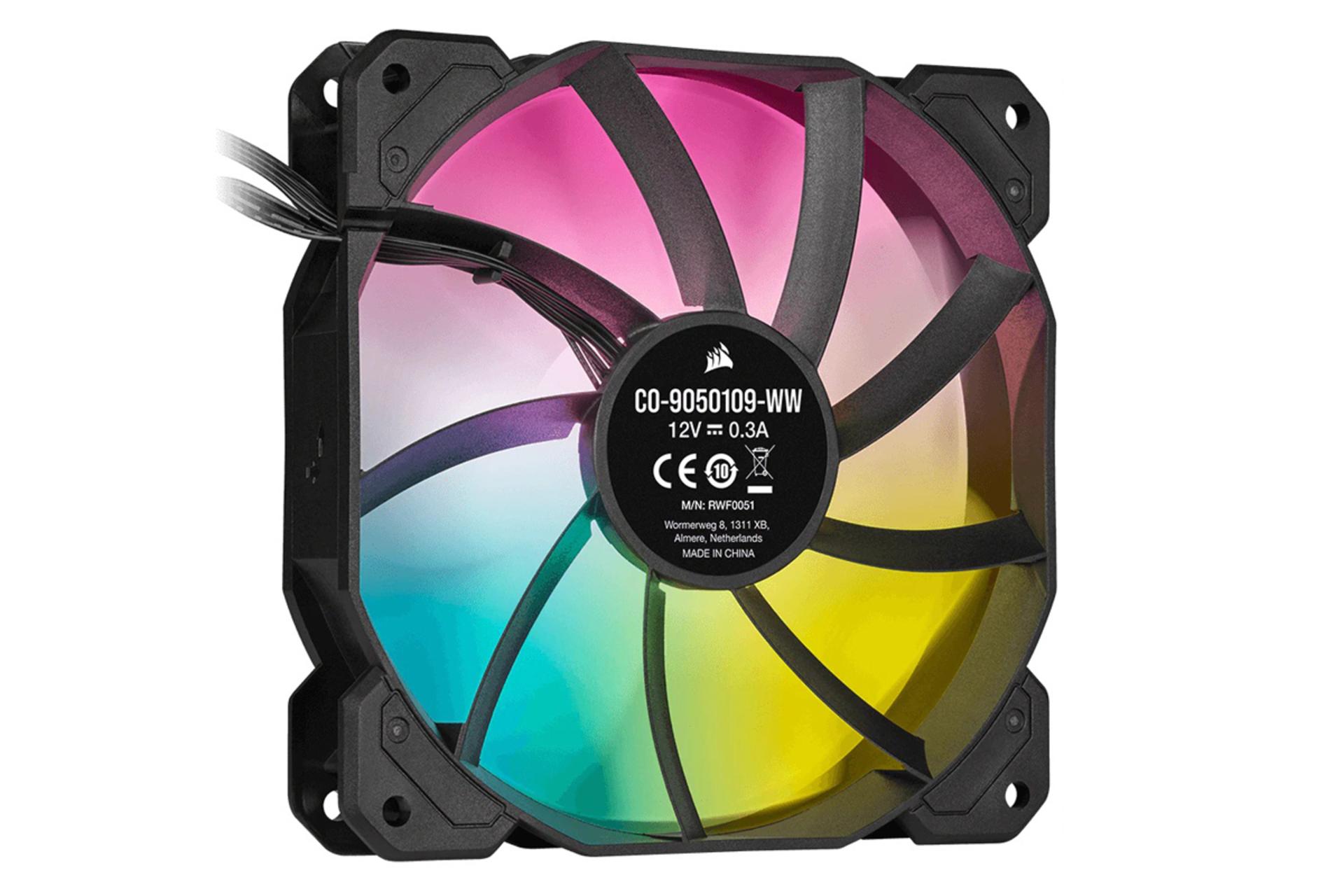 نمای جانبی فن کیس کورسیر iCUE SP120 RGB ELITE 