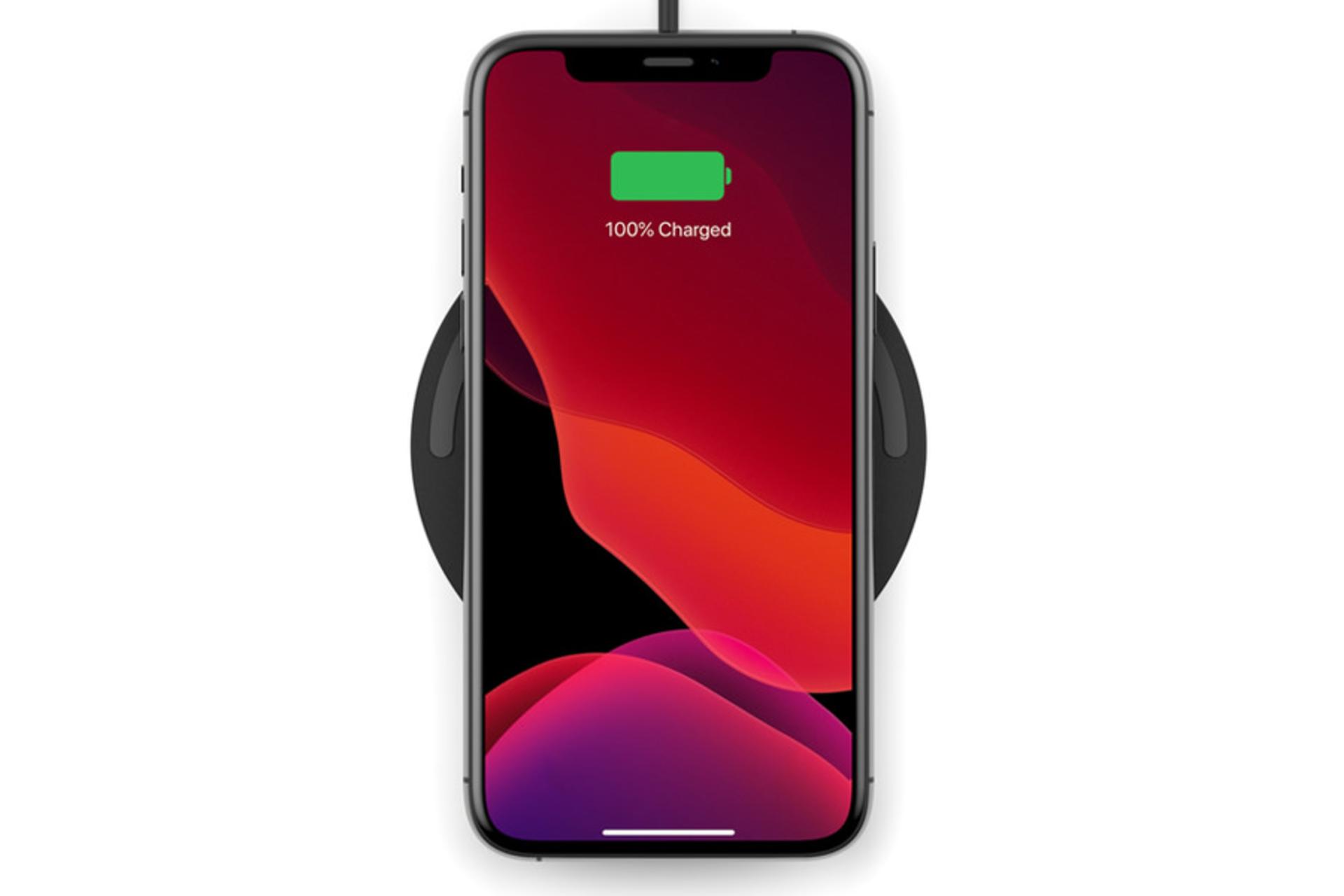 شارژر بلکین WIA001btBK در حال شارژدهی