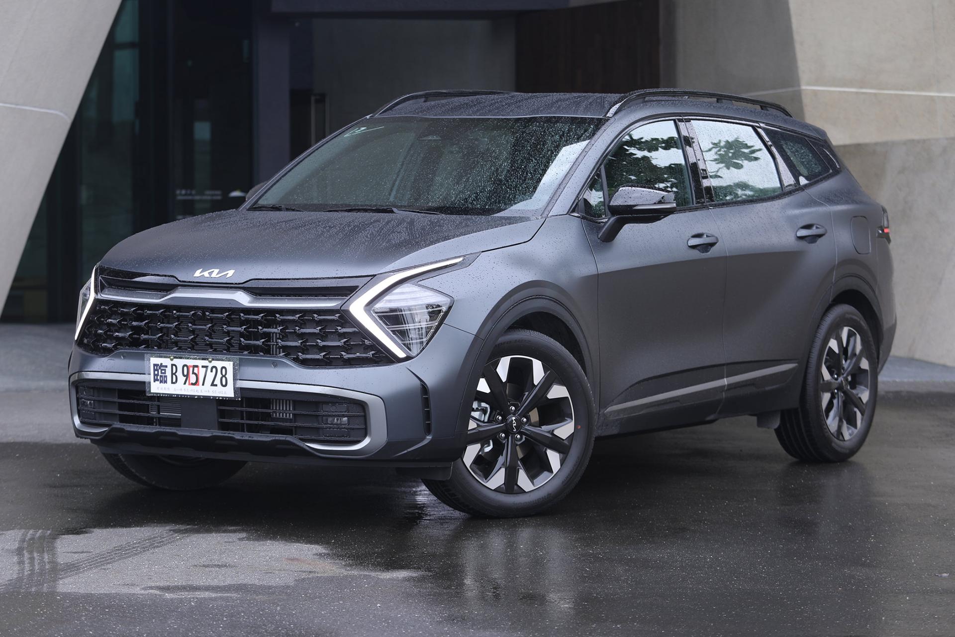 خودرو کیا اسپورتیج Kia Sportage 2023 نمای جلو