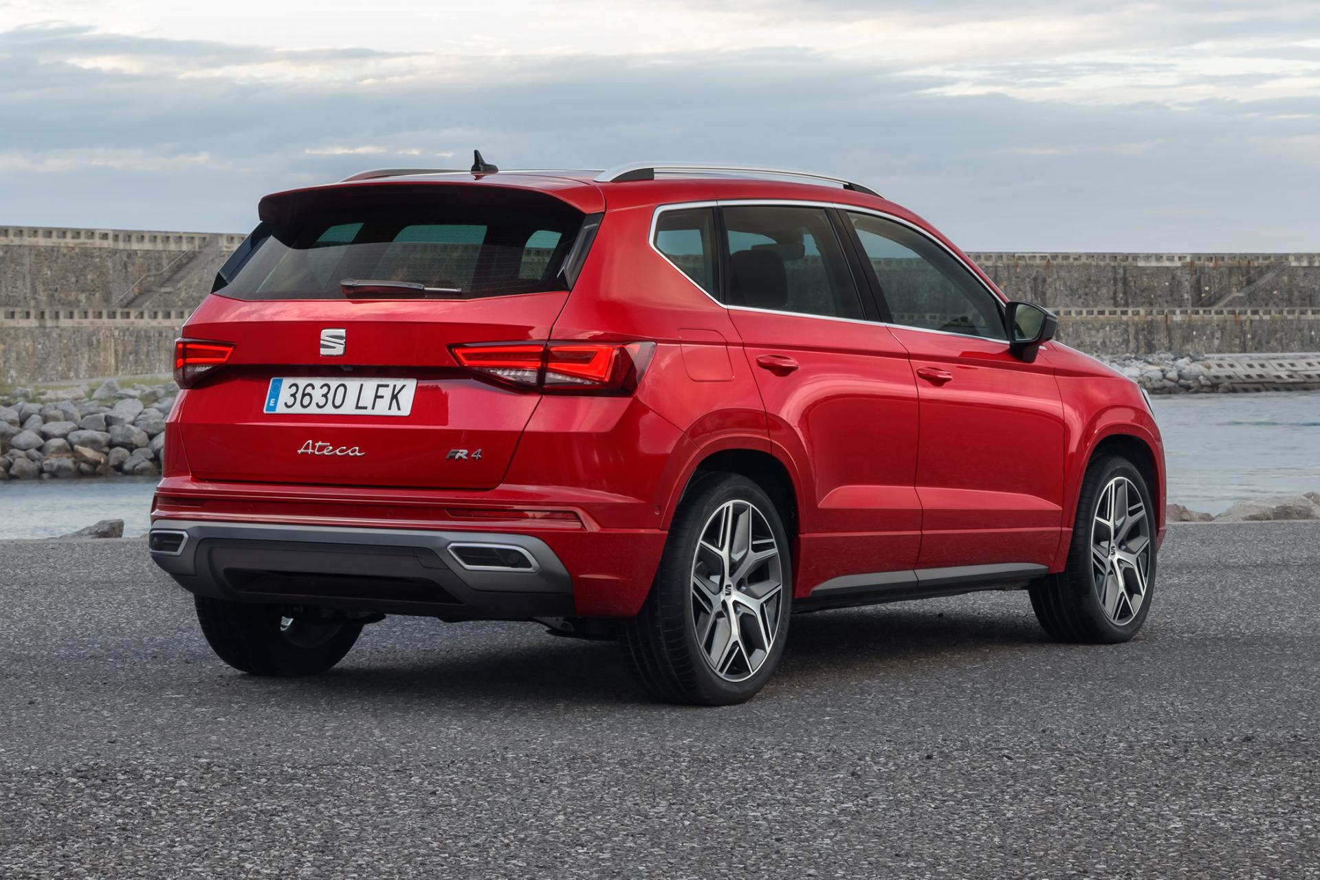 خودرو سئات آتکا SEAT Ateca نمای پشت