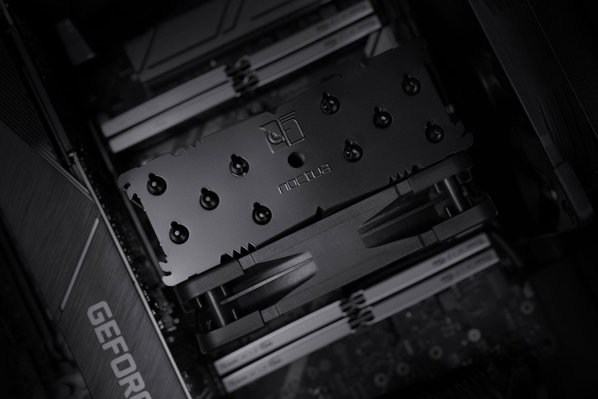 نمای بالای خنک کننده پردازنده نوکتوا NH-U12S CHROMAX در کیس