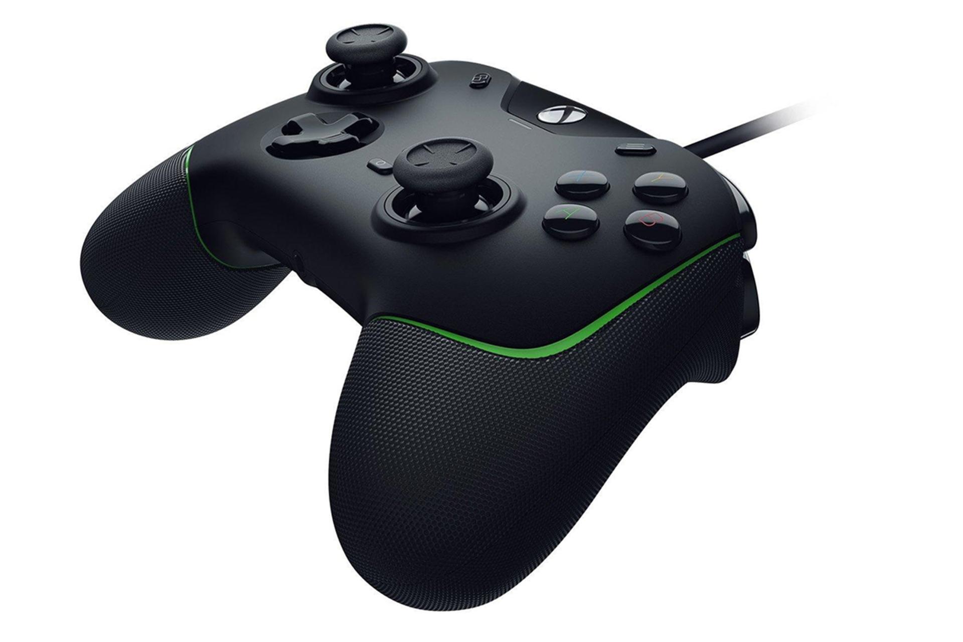 نمای نیم رخ جلوی دسته بازی ریزر WOLVERINE V2 وایرد کنترلر