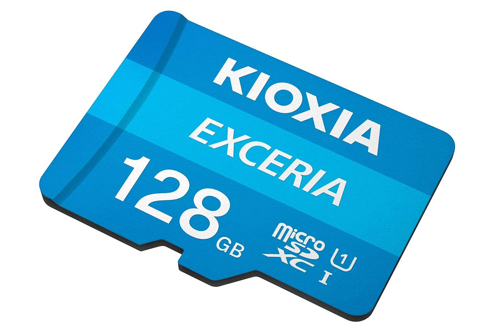 نمای جانبی کارت حافظه کیوکسیا microSDXC با ظرفیت 128 گیگابایت مدل EXCERIA کلاس 10