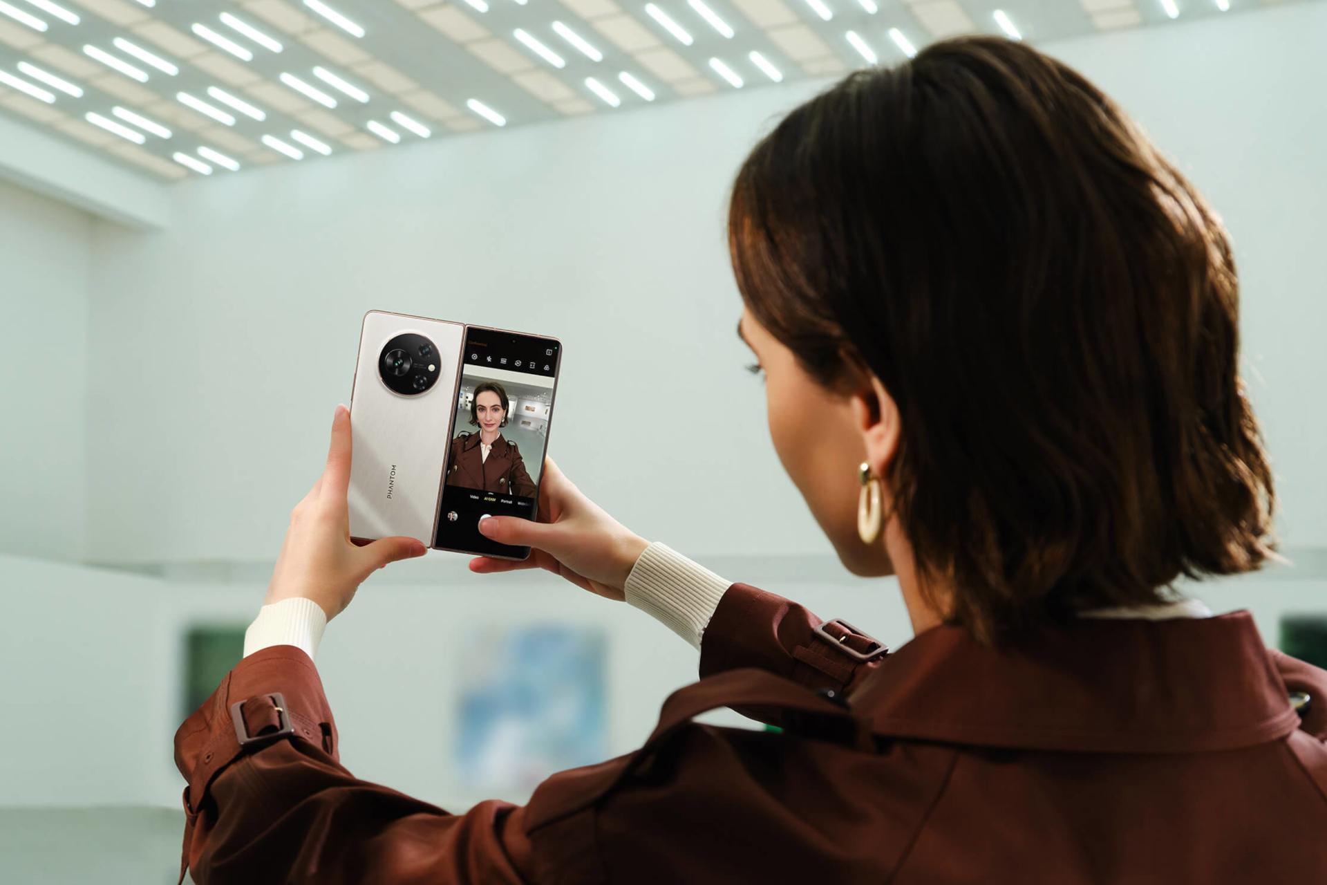 دوربین سلفی گوشی موبایل فانتوم V Fold تکنو / Tecno Phantom V Fold