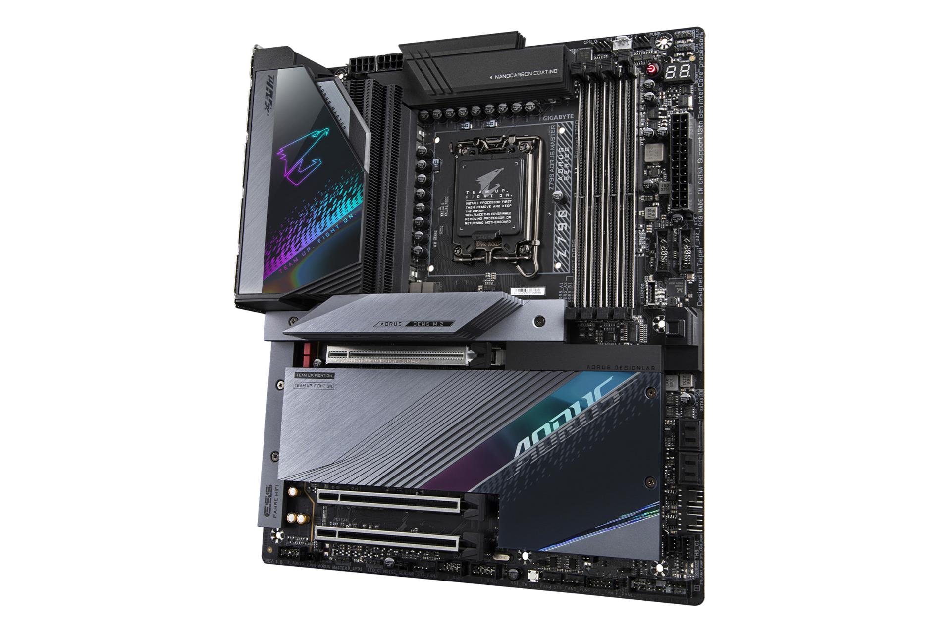 نمای کناری مادربرد گیگابایت GIGABYTE Z790 AORUS MASTER (rev. 1.0)