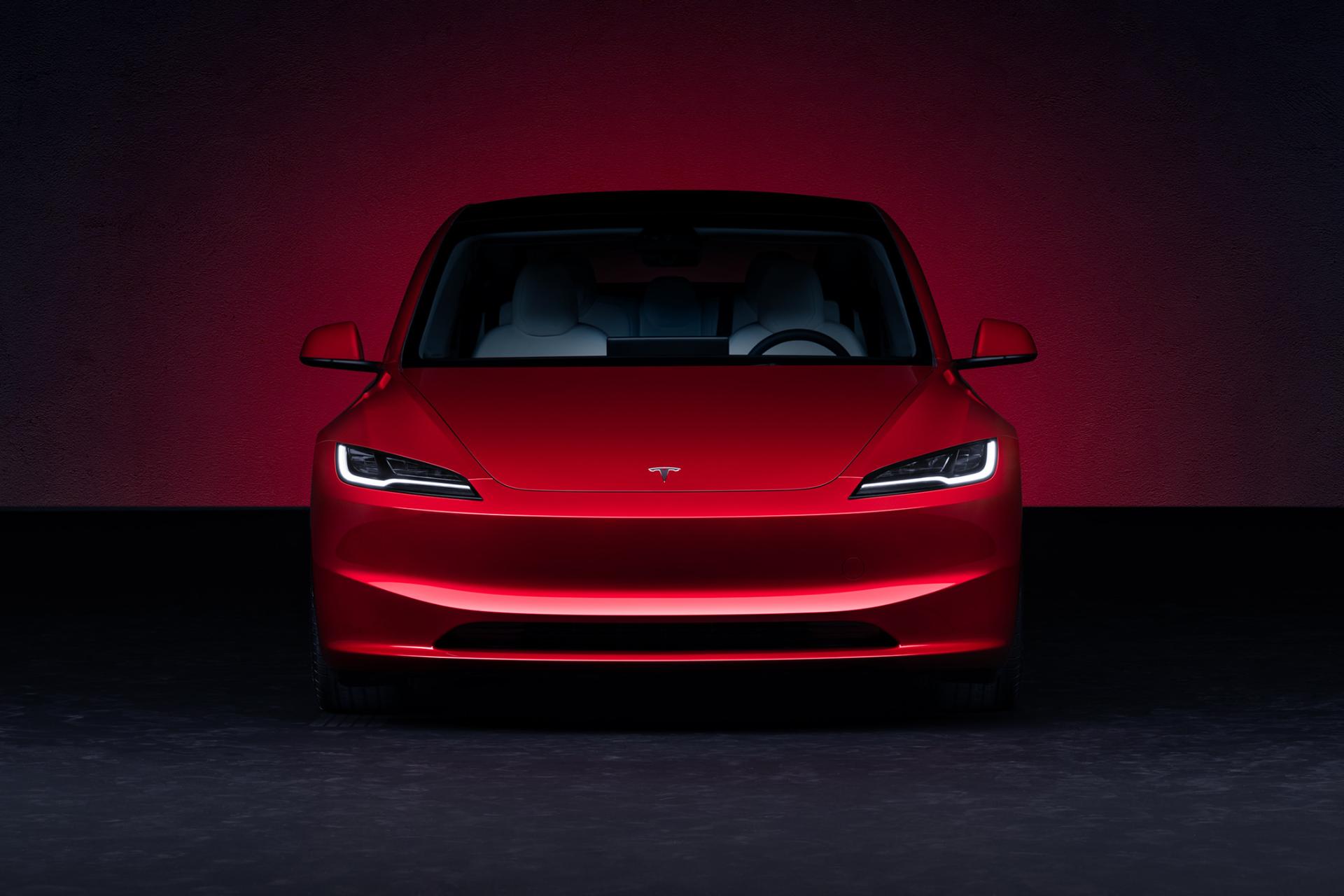 تسلا Tesla Model 3 مدل 2024 رنگ قرمز