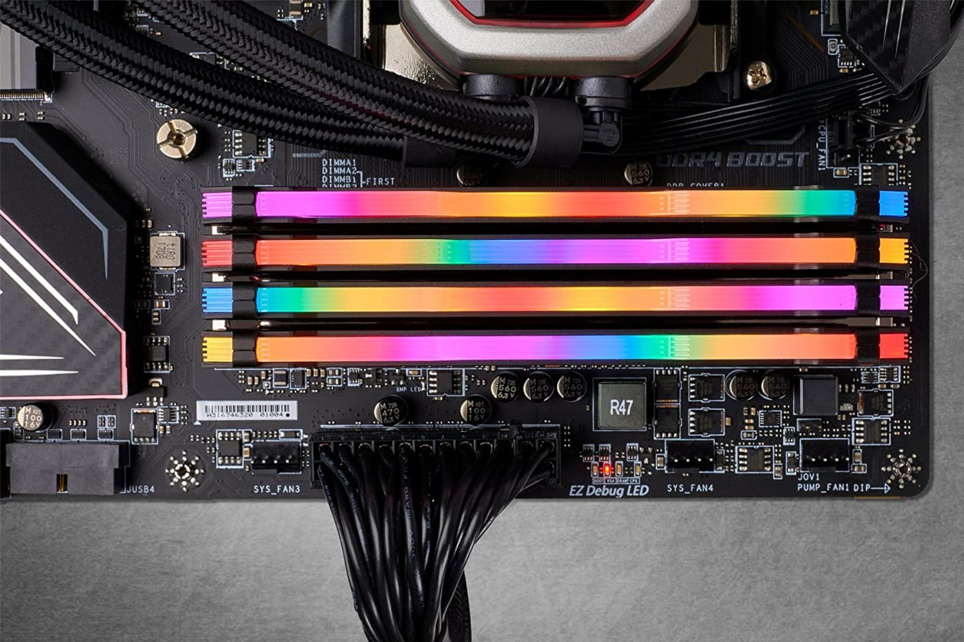 نمای بالا رم کورسیر VENGEANCE RGB PRO ظرفیت 64 گیگابایت (4x16) از نوع DDR4-3600