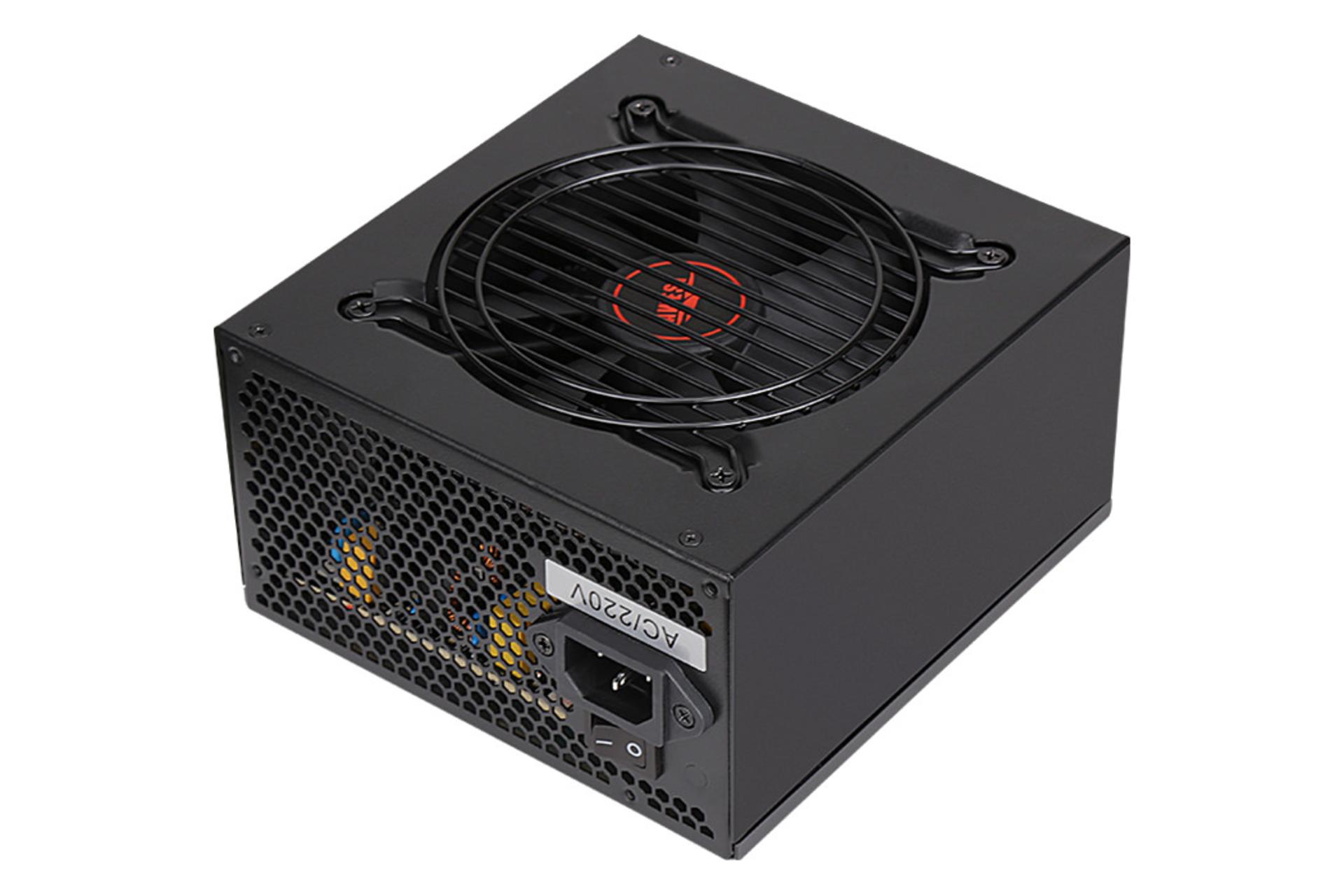 نمای پشت پاور کامپیوتر اوست AV650-PB با توان 650 وات