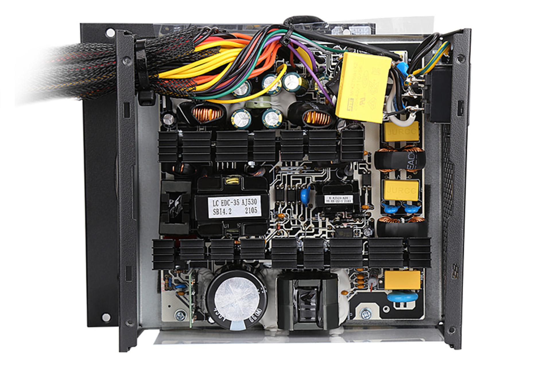 نمای بریده پاور کامپیوتر اوست AV650-PB با توان 650 وات