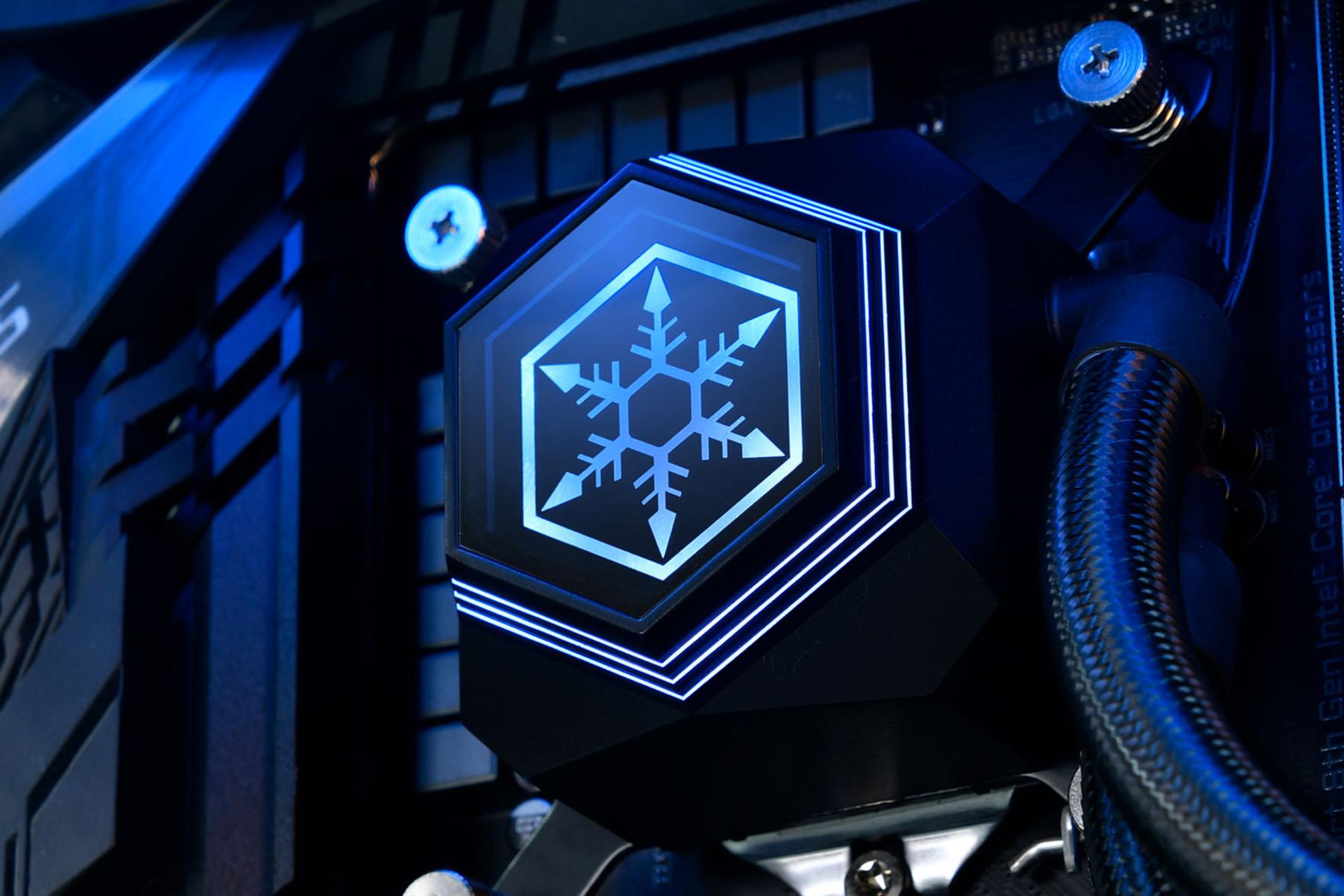 پمپ خنک کننده مایع سیلور استون PF240-ARGB داخل کیس