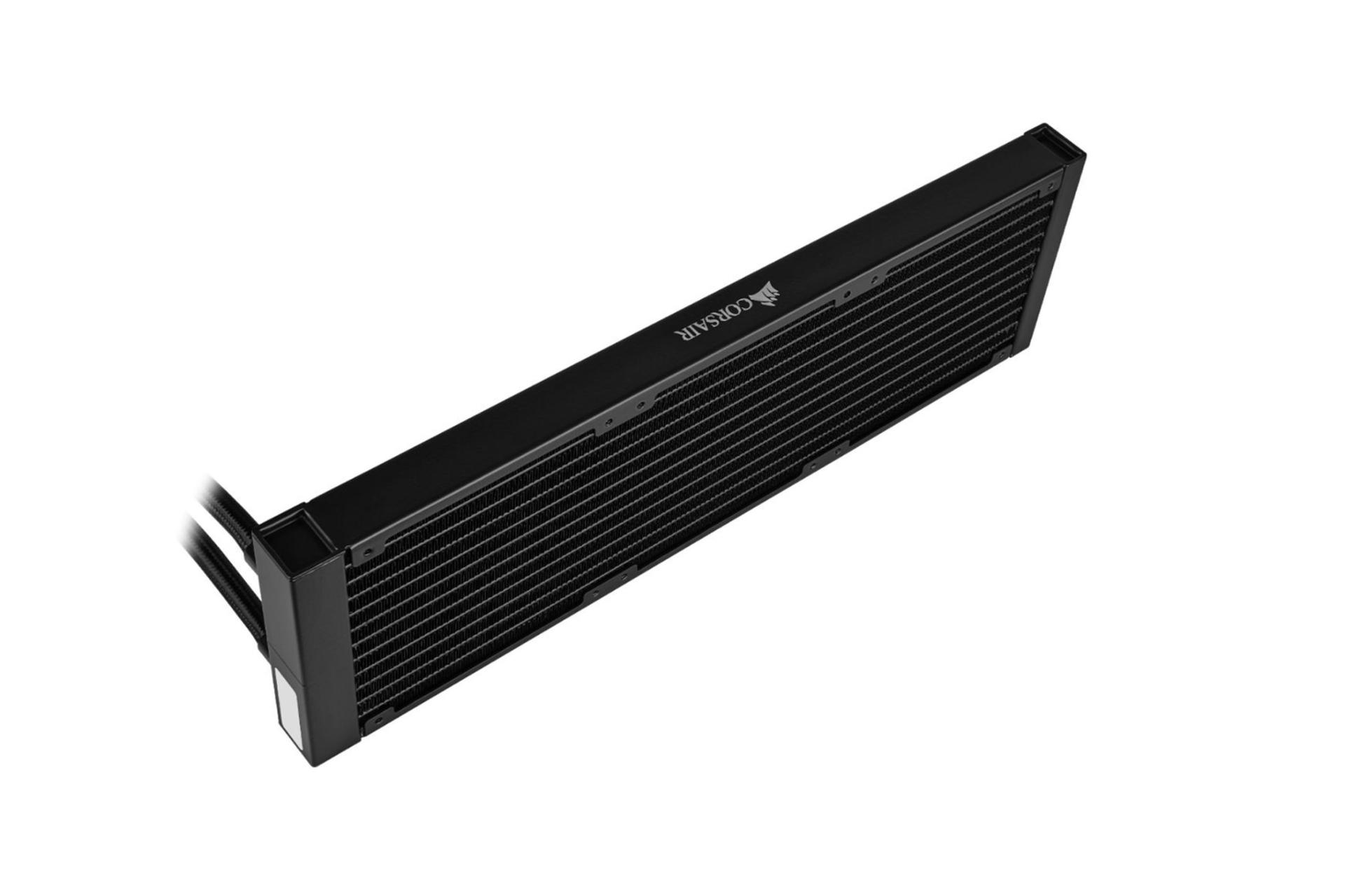 نمای جانبی رادیاتور خنک کننده مایع کورسیر H150i PRO RGB