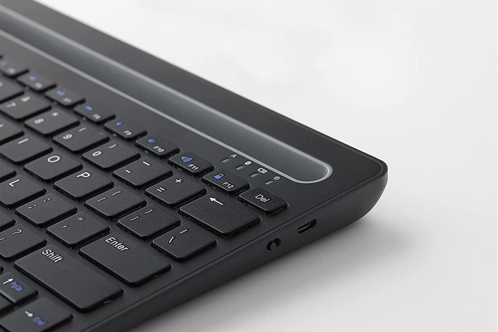 نمای پورت  دکمه پاور کیبورد کیبورد رپو XK100