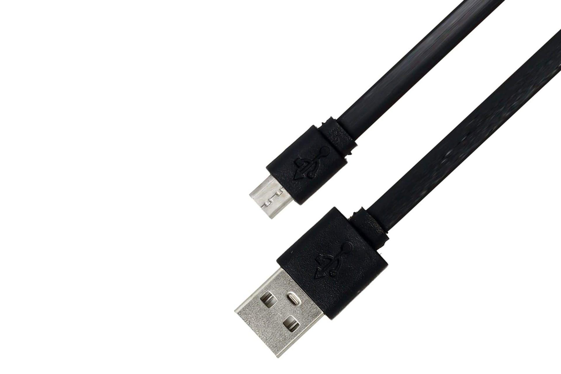 پاور بانک وای کی YKP-005 با ظرفیت 8800 میلی‌آمپر ساعت با کابل Mirousb