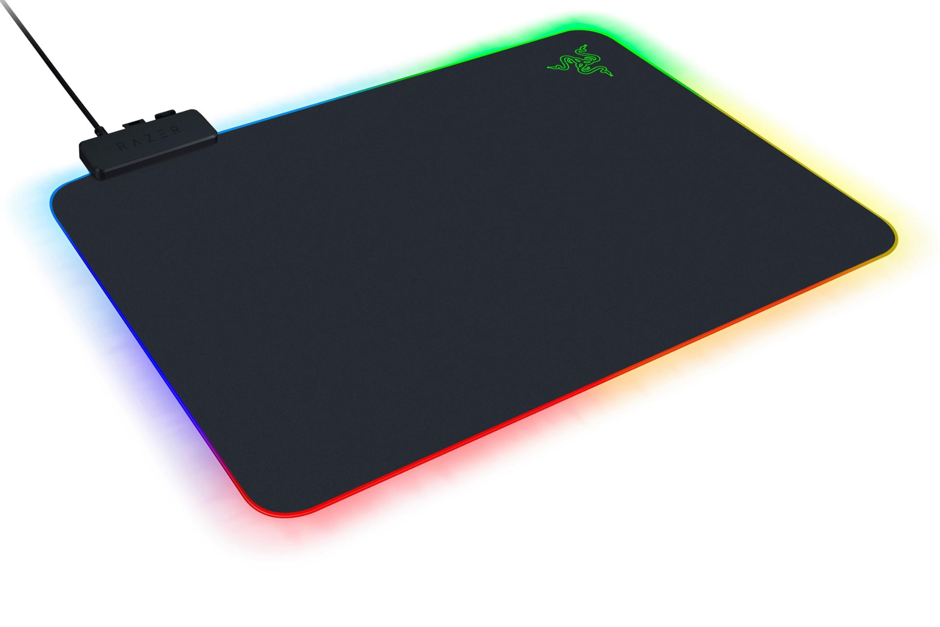 نمای جلوی ماوس پد ریزر Firefly V2 از بغل