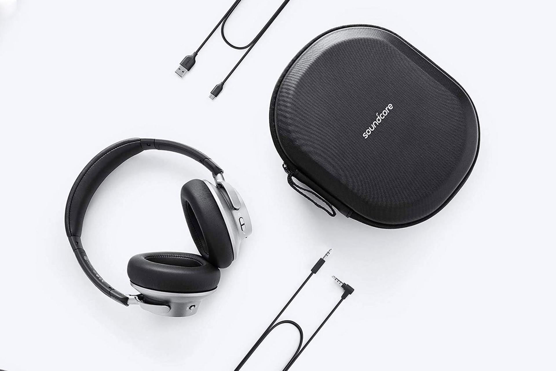 کیفت و کابل شارژ هدفون انکر Anker SoundCore Space NC