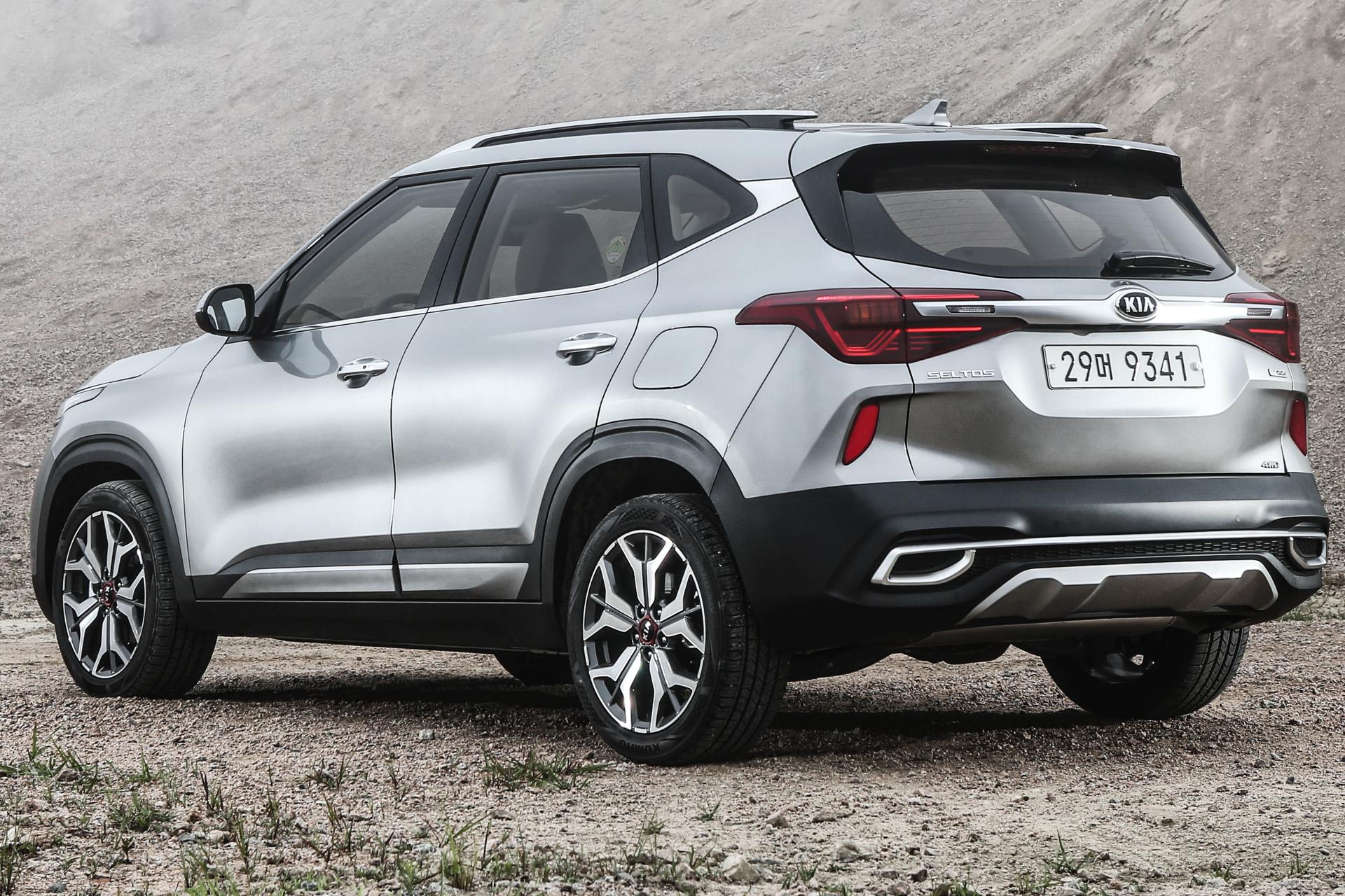 خودرو کیا سلتوس Kia Seltos 2023 نمای پشت