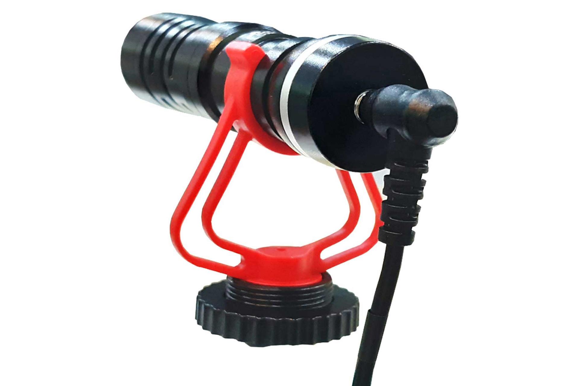 نمای پشت و کانکتور میکروفون ساندکو VM-1000