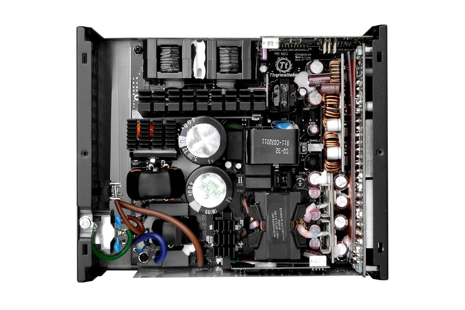 نمای داخل پاور کامپیوتر ترمالتیک Toughpower iRGB PLUS 1200W Platinum - TT Premium Edition با توان 1200 وات
