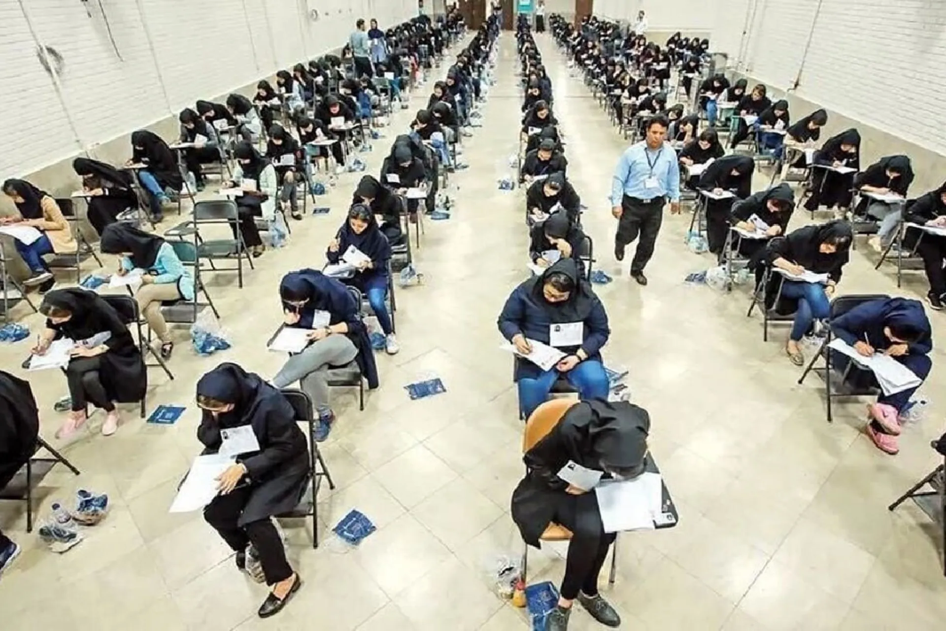 جلسه آزمون سراسری