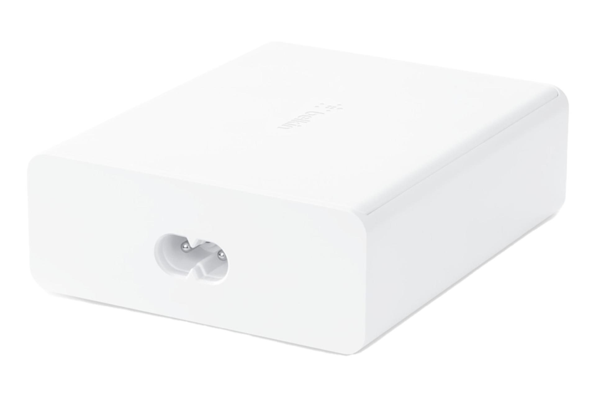 نمای درگاه کابل دو پین شارژر رومیزی بلکین wch010