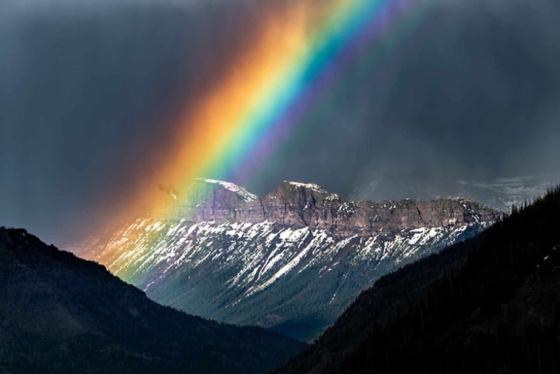 رنگین‌ کمان در طبیعت