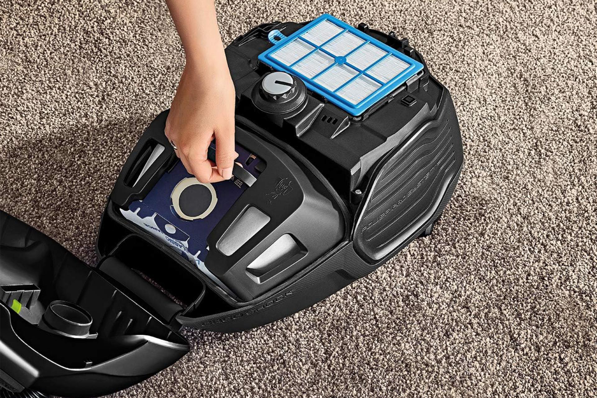 نمای داخلی و فیلتر جاروبرقی آ ا گ AEG VX6-2-OKOX