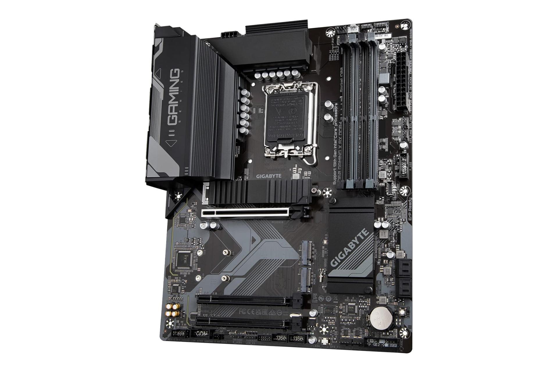 نمای کناری مادربرد گیگابایت GIGABYTE B760 GAMING X AX DDR4