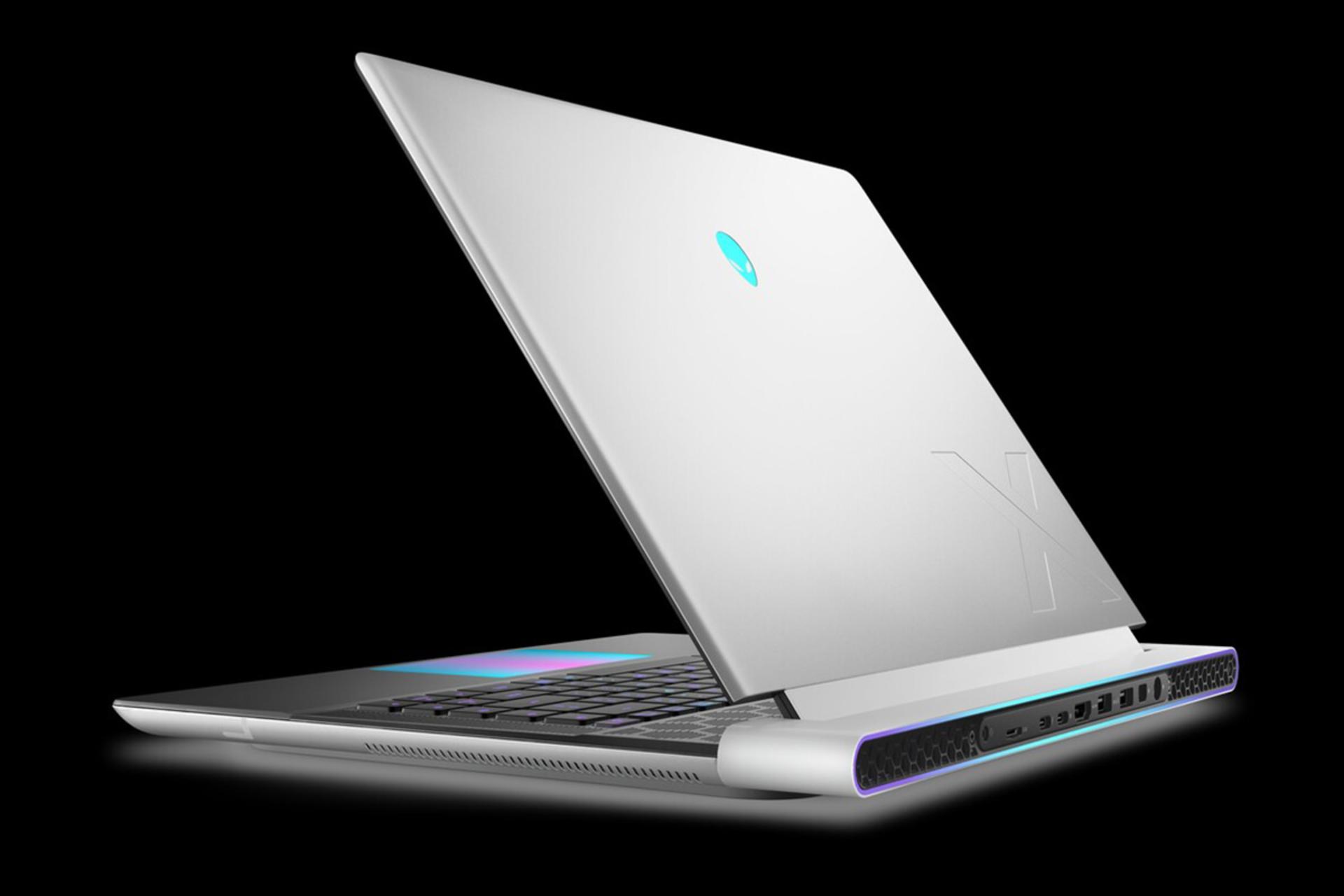 لپ تاپ الین ویر دل Dell Alienware x16 R2 نمای راست متمایل به پشت