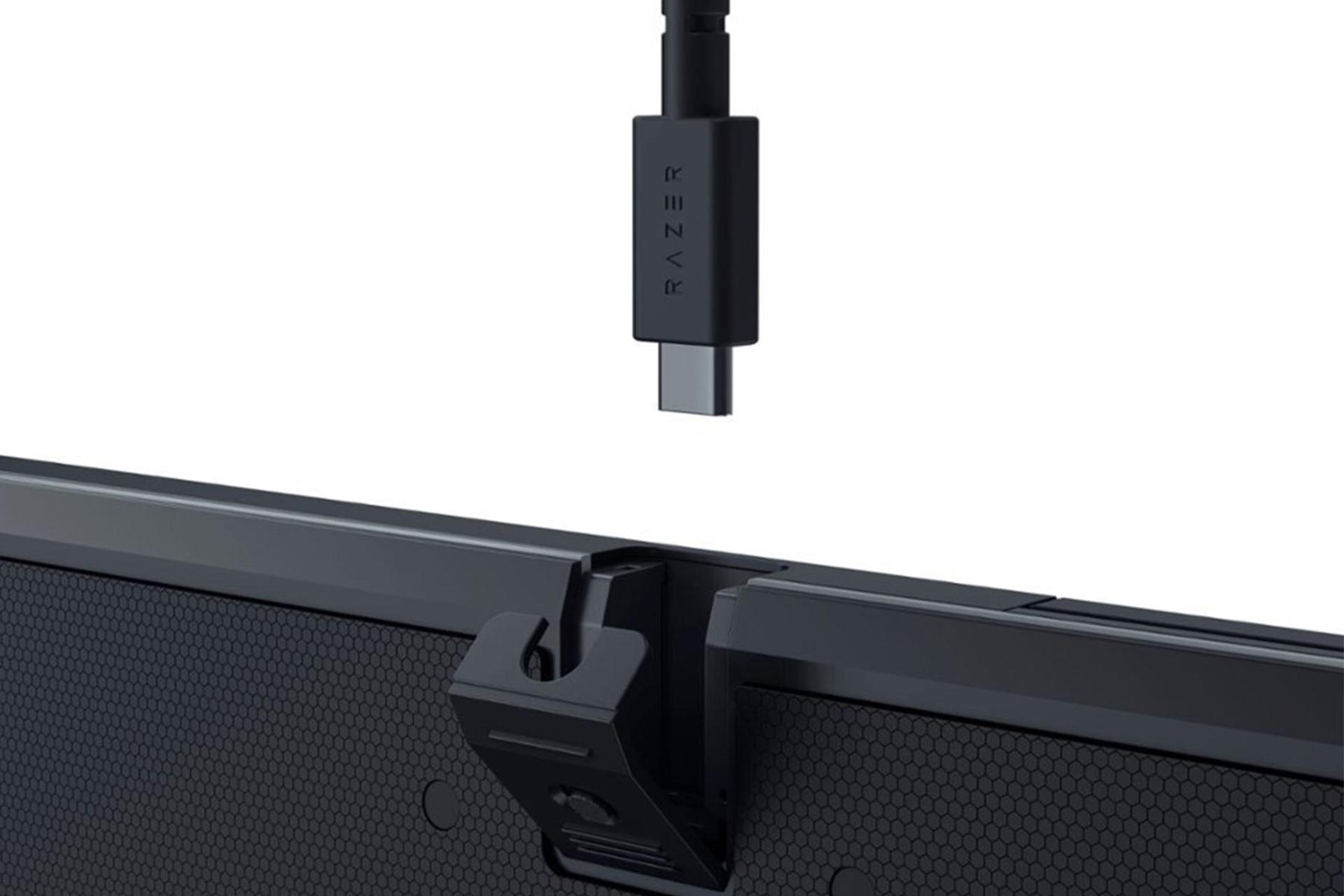 اتصال کابل USB تایپ C دسته بازی ریزر Razer Kitsune