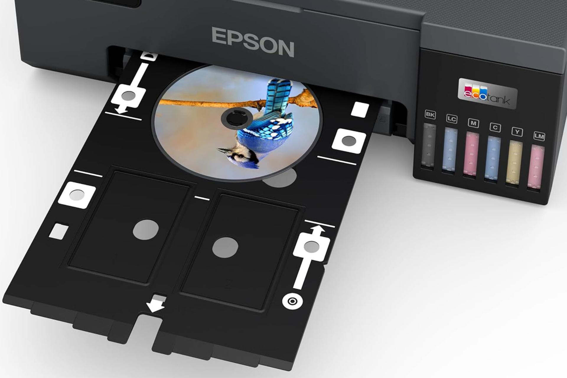 پرینتر اپسون Epson EcoTank L8050 در حال چاپ عکس
