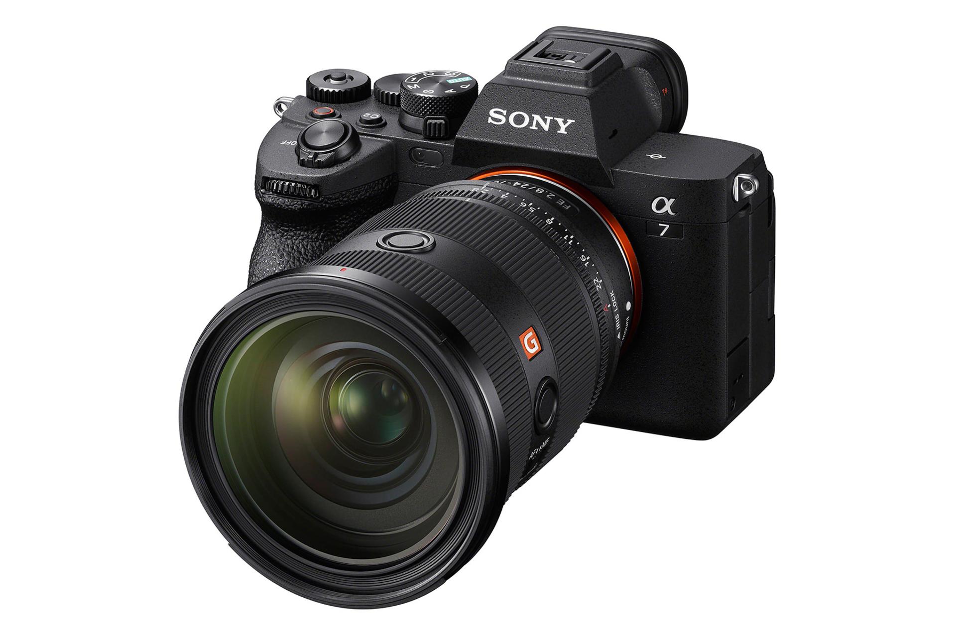 لنز سونی Sony FE 24-70mm F2.8 GM II روی دوربین