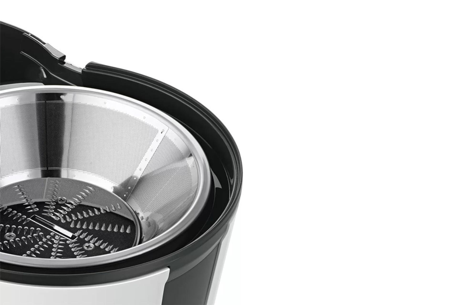  نمای نزدیک صافی استیل آبمیوه گیری بوش MES25A0