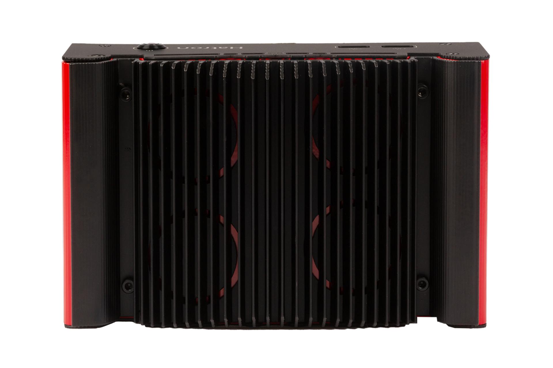 نمای بالای کامپیوتر کوچک MI511UG هترون با نمایش هیت‌سینک